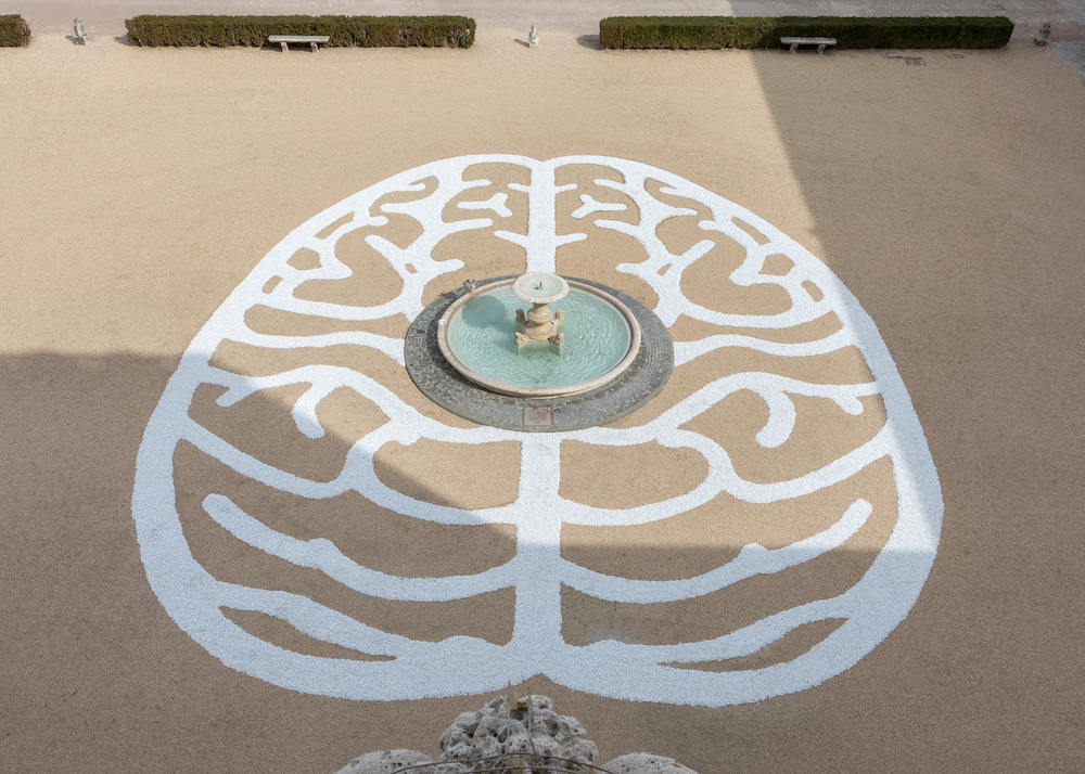 "Le Labyrinthe du cerveau", 2019, pietre di marmo 403m2 courtesy Anne et Patrick Poirier - Photo courtesy Daniele Molajoli
